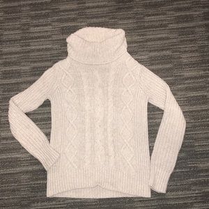 Abercrombie & Fitch White/Light Beige Sweater